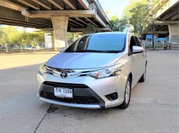 2016 Toyota VIOS 1.5 E รถสวยพร้อมใช้ ฟรีดาวน์ ได้เลย